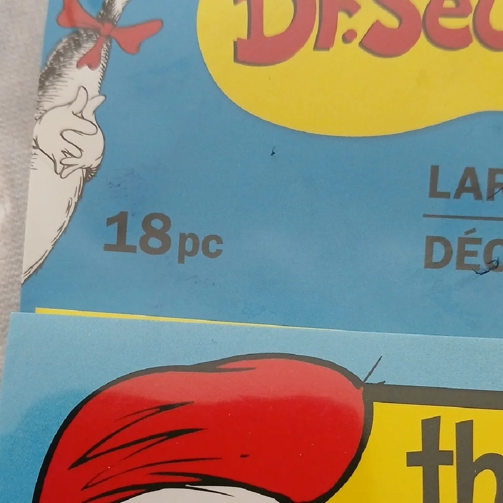 Dr. Seuss Cat In The Hat Name Recognition Room Decor Set Of 10 Packs!